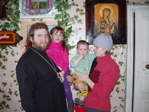 Настоятель Храма Воскресение Христово иерей Г. Великанов